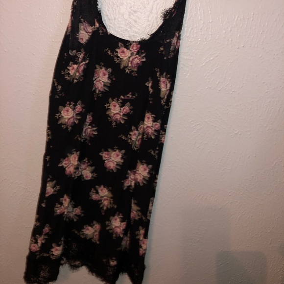 Last Day!!  American Eagle Black Rose Dress - Picture 3 of 3